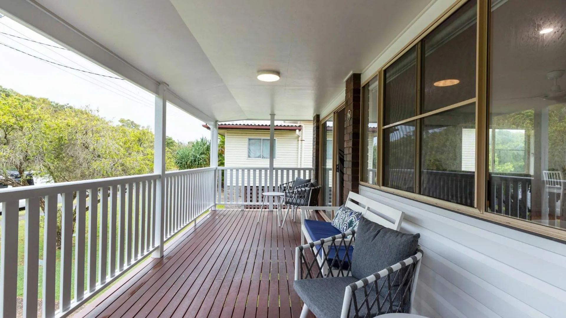 Holiday home Spacious 4-Bed House Metres From Beach Caloundra