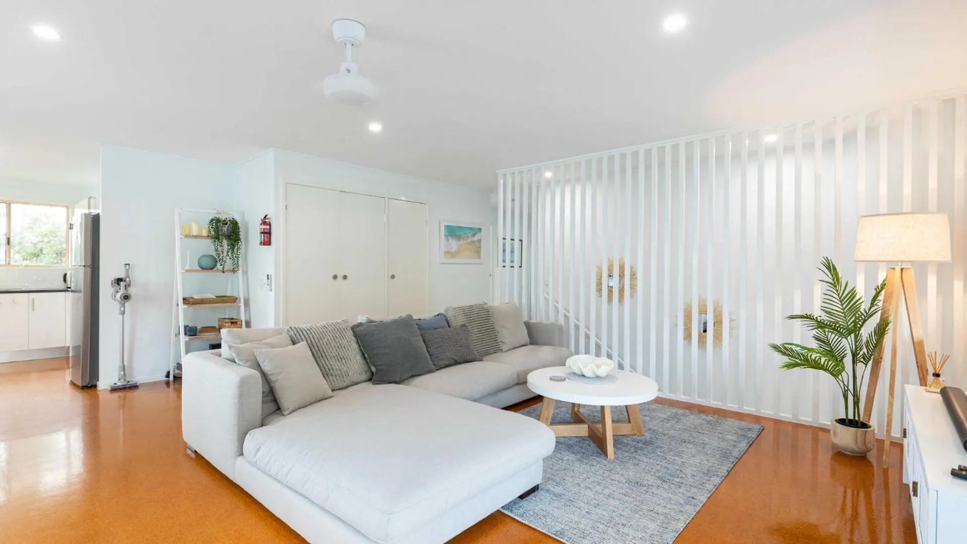 Spacious 4-Bed House Metres From Beach Caloundra 0*,  Australia